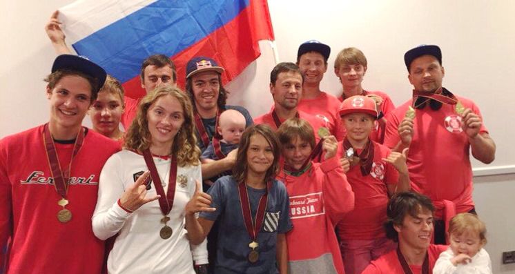 Поздравляем Богдана Давидюка с успешным выступлением на чемпионате Европы по вейкборду!